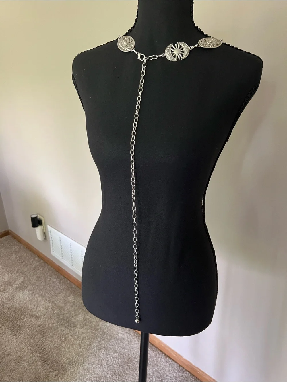 Silver-Tone Floral Linked Waist Chain Belt - Women Accessories